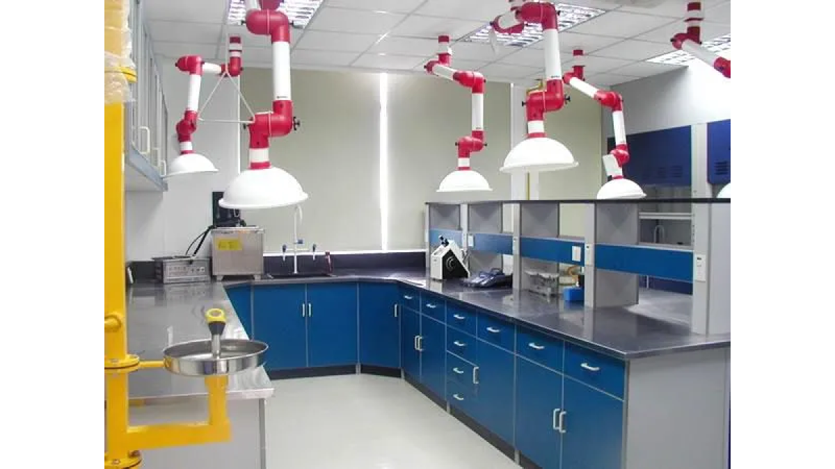 Quạt hút Meansoon trang bị tuyệt vời cho phòng thí nghiệm