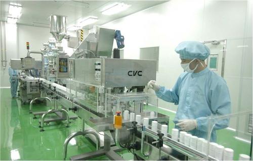 Tại vì sao nên dùng quạt hút chịu aicd trong hệ thống phòng thí nghiệm 3